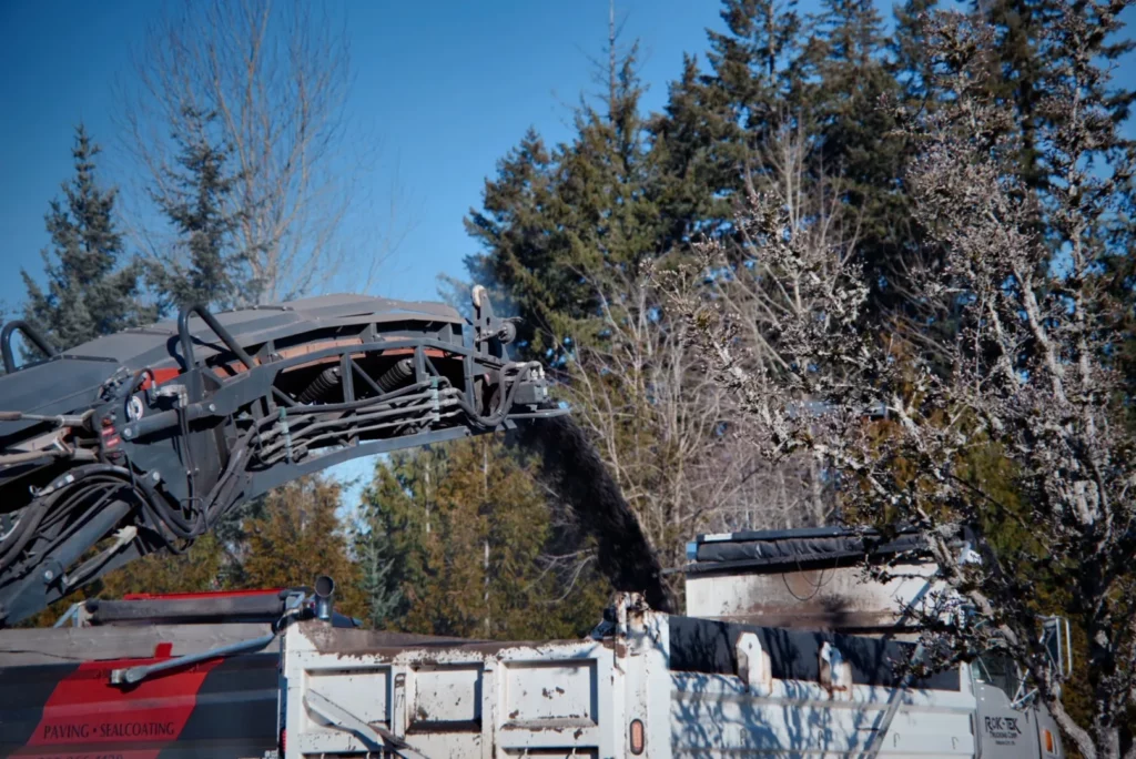 Milling. Fred Meyers 2.2025 #3